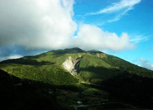 性 大屯山群属于阳明山国家公园的一部份,包括了大屯主峰