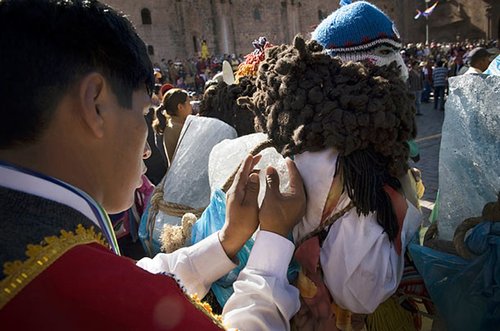 秘鲁“神圣冰川”在融化