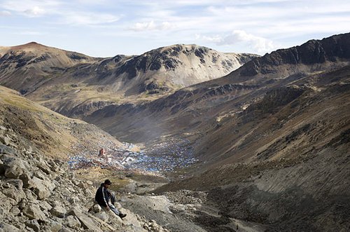 秘鲁“神圣冰川”在融化