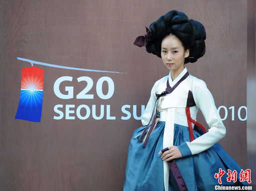 韩国首尔排练韩服服装表演迎接G20峰会