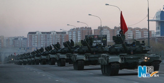 俄准备卫国战争胜利65周年阅兵式