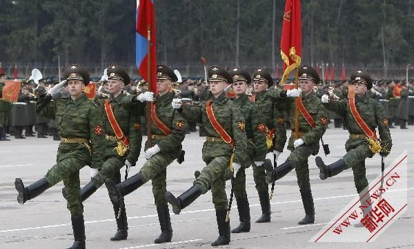 俄罗斯举行卫国战争胜利日阅兵彩排