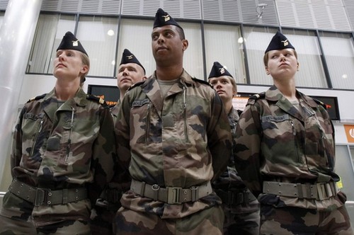 外国军队陆续抵达俄罗斯参加胜利日阅兵式