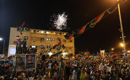 利比亚反对派称已控制首都 排除卡扎菲离开可能