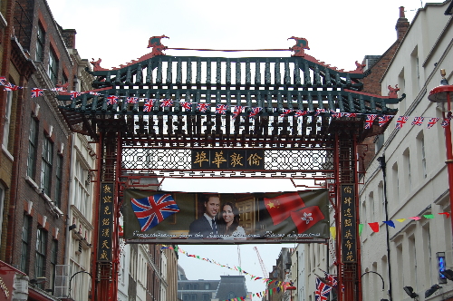 独家采访：在英国观看王子大婚的中国人