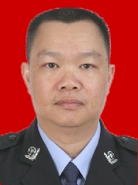 广州市公安局民警蔡锦明成功救援受伤工人生命