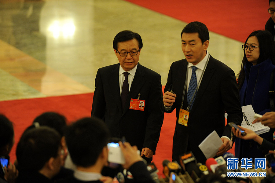 走进人民大会堂的部长们