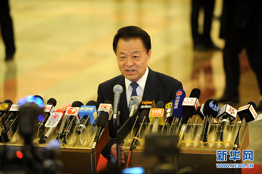 走进人民大会堂的部长们