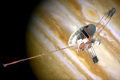 1973年发射的\先驱者11号\探测器重点对土星