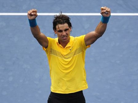 纳达尔带伤擒红土小天王 3-0赢破发大战进16强