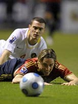 世预赛-比利亚席尔瓦各两球皮克破门 西班牙5-0