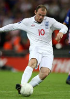 世预赛-鲁尼传射双德各两球 英格兰5-1出线