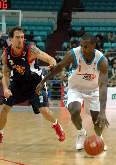 火箭队试训小联盟悍将 新兵曾加盟广东宏远男