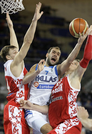 斯潘砍准两双难救希腊 俄罗斯险胜获八强赛门票