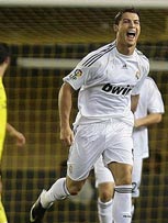 西甲-C罗破门创纪录卡卡处子球 皇马2-0潜艇