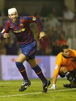 西甲-梅西两球伊布皮克破门 巴萨4-1桑坦德