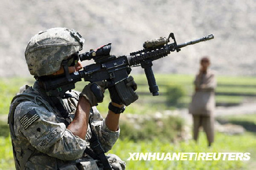 美国向阿富汗增派9000陆战队员打击塔利班