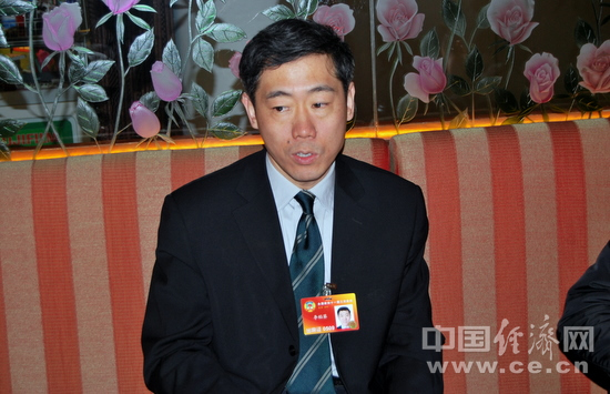 两会观察:二次房改呼声渐高 住房制度走什么路?
