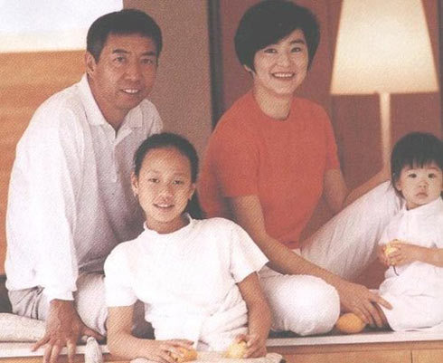 女星嫁入豪门后非常遭遇 盘点新一代豪门怨妇
