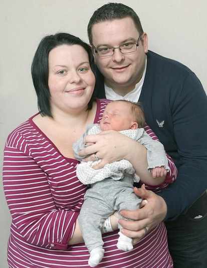 占尽“一”机！英国女婴2011年1月1日11时11分出生