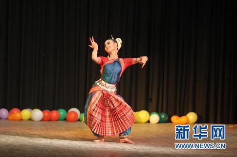 全球各地跃动中国“春”意