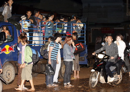 柬泰武装冲突持续5天致3万民众撤离