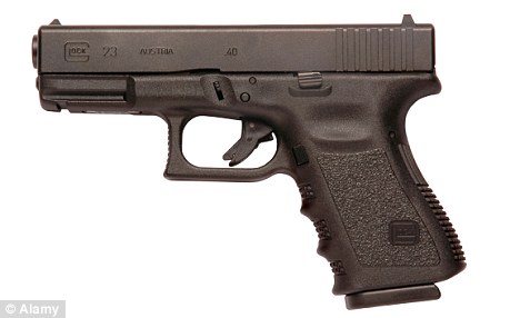 的9毫米口径手枪