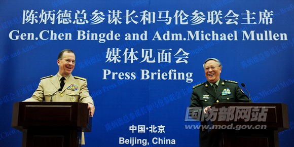 中美军方高层将领媒体见面会上各露锋芒
