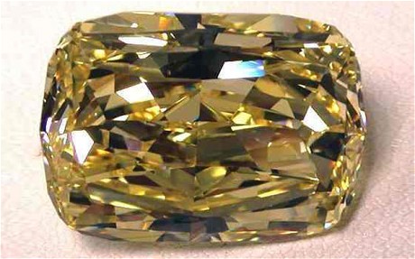 43.5克拉“黄金眼”巨钻价值或超2000万美元