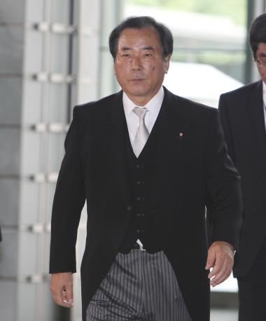 日本新防卫大臣任命前自嘲“菜鸟”被要求辞职