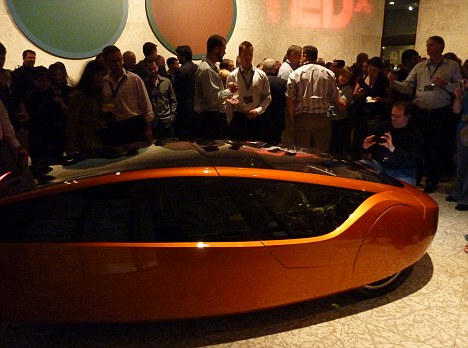 全球首辆3D打印汽车时速可达112公里