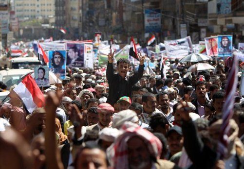 也门首都流血冲突22人死 官员指倒戈军幕后策