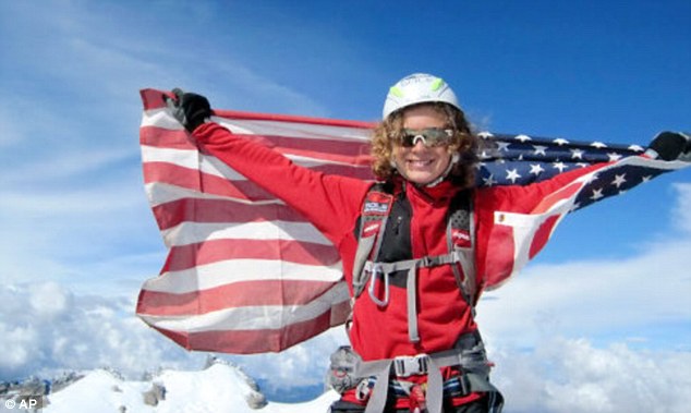 美少年打破全球登山纪录 15岁征服七大洲最高