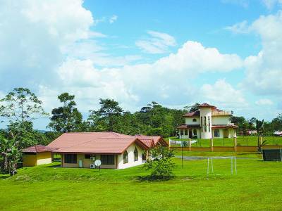 漫步中美洲花园 去哥斯达黎加泡温泉浴