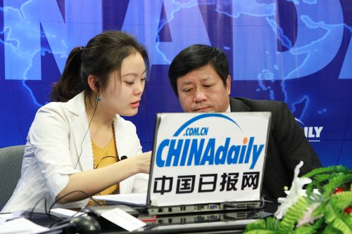 外交部欧亚司张汉晖司长作客中国日报网 答网