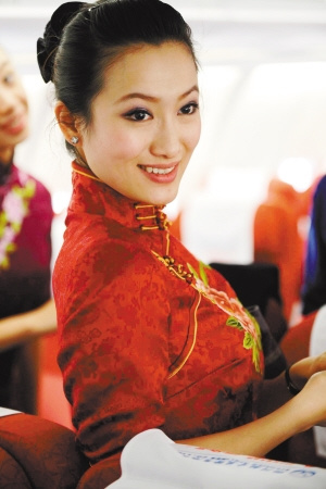 当各地空姐遇到旗袍 谁最美？