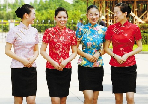 当各地空姐遇到旗袍 谁最美？