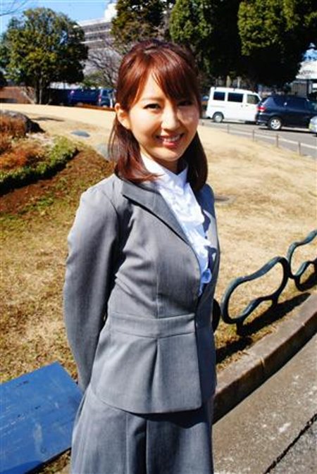 日本美女议员立川明日香爆红 模特转战政坛