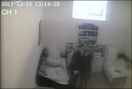 季莫申科被曝与律师牢房热吻视频 当事方坚决