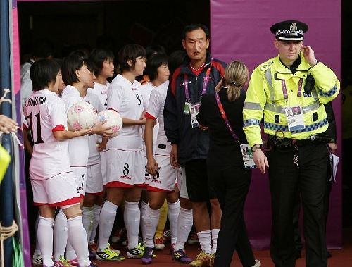伦敦奥运弄错国旗朝鲜女足退赛抗议 英国海关取消罢工