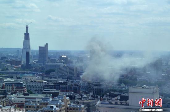 伦敦发生近年来最大火灾 未影响奥运比赛场所