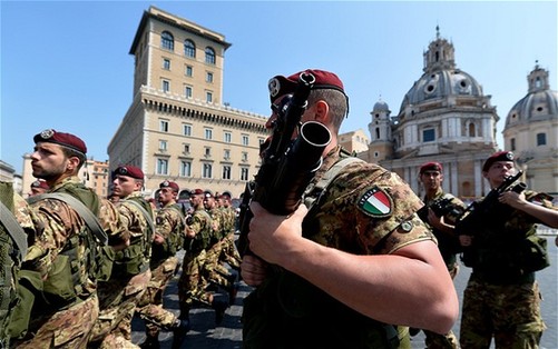 意大利军队命令士兵清除可见部位文身