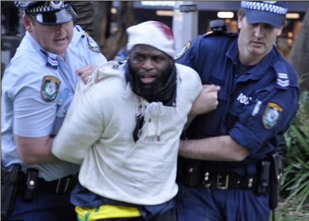 8岁女孩自称热爱伊斯兰圣战 澳大利亚调查儿童