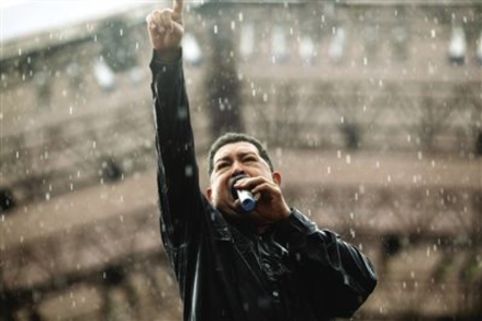 委内瑞拉2名总统候选人均称将尊重选举结果