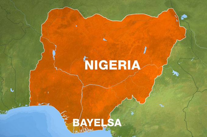 尼日利亚海军直升机坠毁 6人死亡包括多名要员