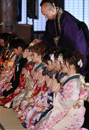 日媒称9成日本年轻人对未来感到不安