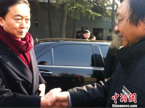 鸠山由纪夫参观南京大屠杀遇难同胞纪念馆
