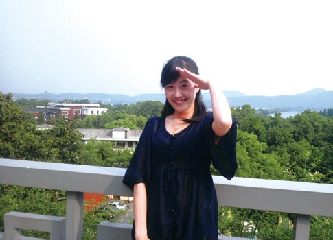 解放军最新魅力女兵出炉:基层气质美女多