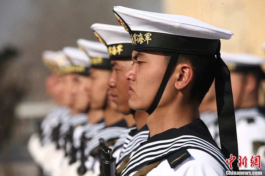 中国海军北海舰队新兵威武亮相（组图）