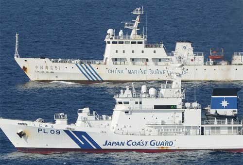 我海监钓鱼岛执法挫败日右翼迫使其渔船驶离